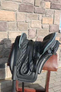 ludomar-roayl-venus-accessories-1.jpg