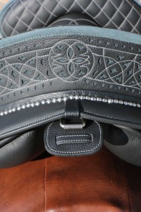 ludomar-royal-venus-vaquera-filigree-cantle.jpg
