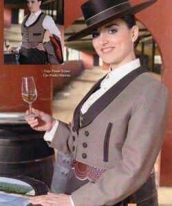 10 Triana Paseo Suit