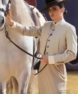 12 Ladies Lyra Riding Suit