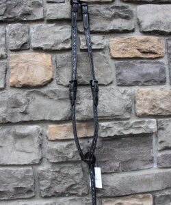 2107147 Spanish Repujada Breastcollar